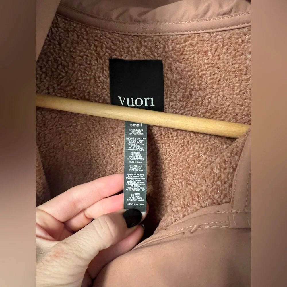 Vuori Women's Alpine Sherpa Jacket - Picture 6 of 16